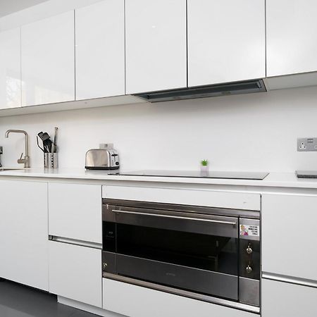 En-Suite Room In Zone 1 لندن المظهر الخارجي الصورة